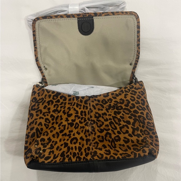 America Leather Co. crossbody bag, Leopard print - Picture 3 of 4